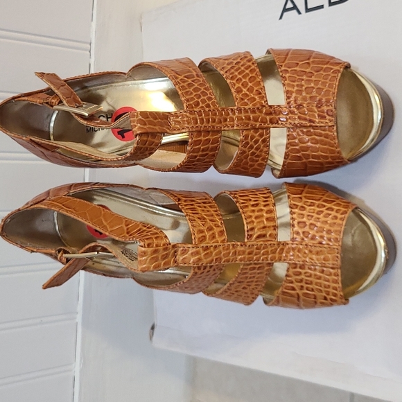 Michael Kors Shoes - MICHEAL KORS HEELS